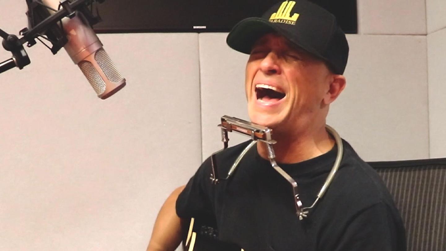 Diesel Performs His Brand New Track 'In Reverse' LIVE On WSFM