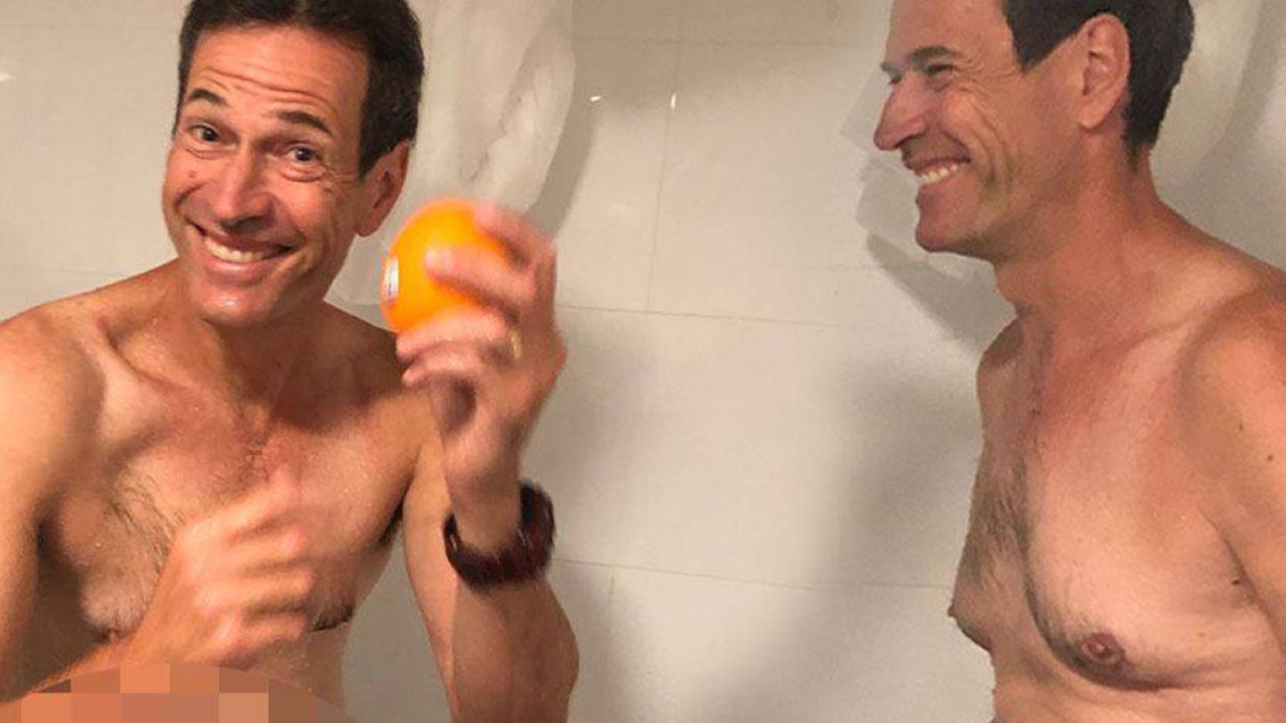 Jonesy Tests Whether Eating An Orange In The Shower Is Life Changing