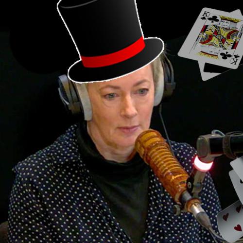 Magic Tricks With Amanda Keller