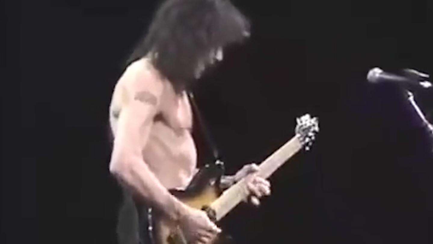 We Pay Tribute To The Late And Great Eddie Van Halen
