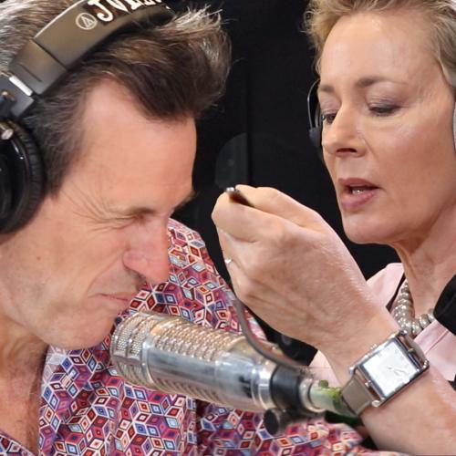 Amanda Keller Makes DISGUSTING Green Pea Jelly And Vegemite Soup!
