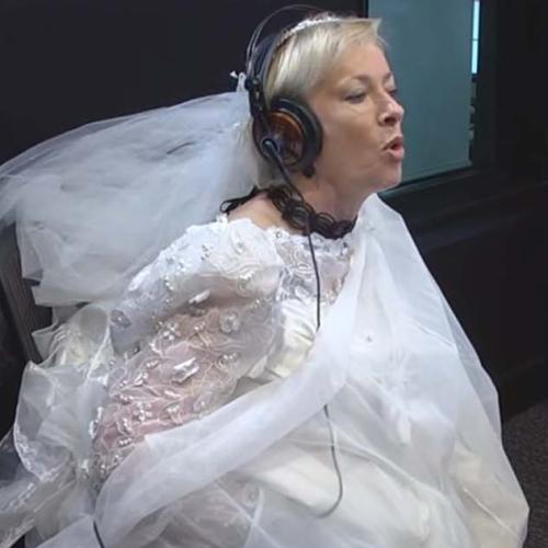 Amanda Keller Tries The 'BRIDAL BUDDY' So She Can Use The Toilet In Her Wedding Dress