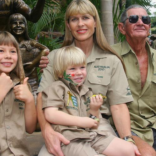 Amanda Keller Reacts To Bindi Irwin's Alleged "Psychological Abuse" From Estranged Grandfather