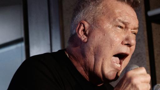 Jimmy Barnes Performs 'Flame Trees' At Jonesy & Amanda's Jimmy Jam