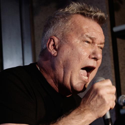 Jimmy Barnes Performs 'Flame Trees' At Jonesy & Amanda's Jimmy Jam