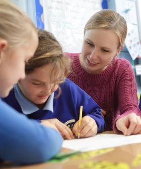 NSW Plan To Pay 'Outstanding' Teachers Up To $127,000