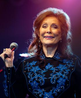 Country Music Star Loretta Lynn Dies At 90