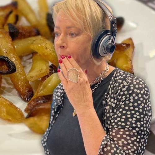 Have You Tried Chips Made Out Of Pasta? We Give It A Try!