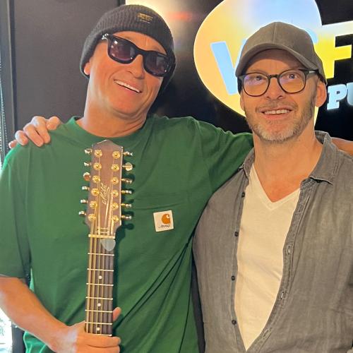 Diesel Performs 'Tip of My Tongue' Live In The Studio!