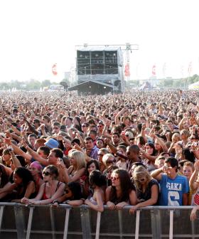 Watch The Unforgettable Moment Stadium Goers Burst Into Spontaneous 'Bohemian Rhapsody'