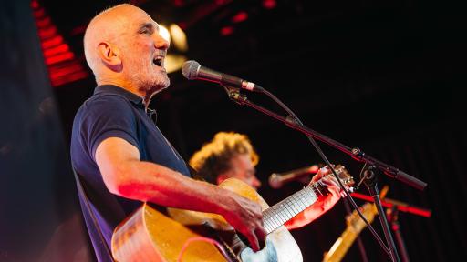 GALLERY: Jonesy & Amanda Presents iHeartLIVE with Paul Kelly